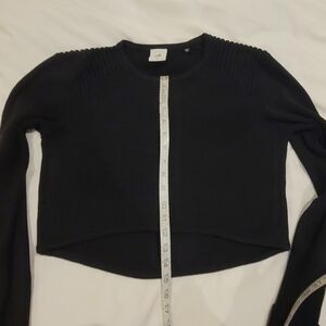 Cabi ribbed cropped sweater Size S black
